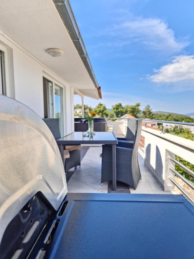 Luxury Apartments Silva With Sea View Okrug Gornji Bagian luar foto