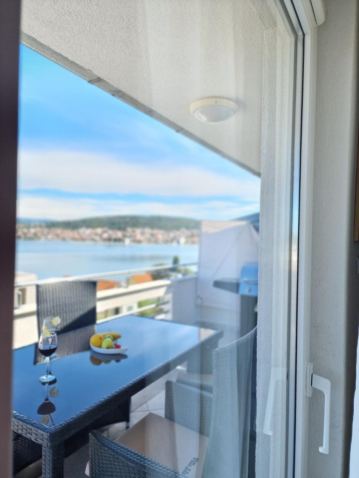 Luxury Apartments Silva With Sea View Okrug Gornji Bagian luar foto