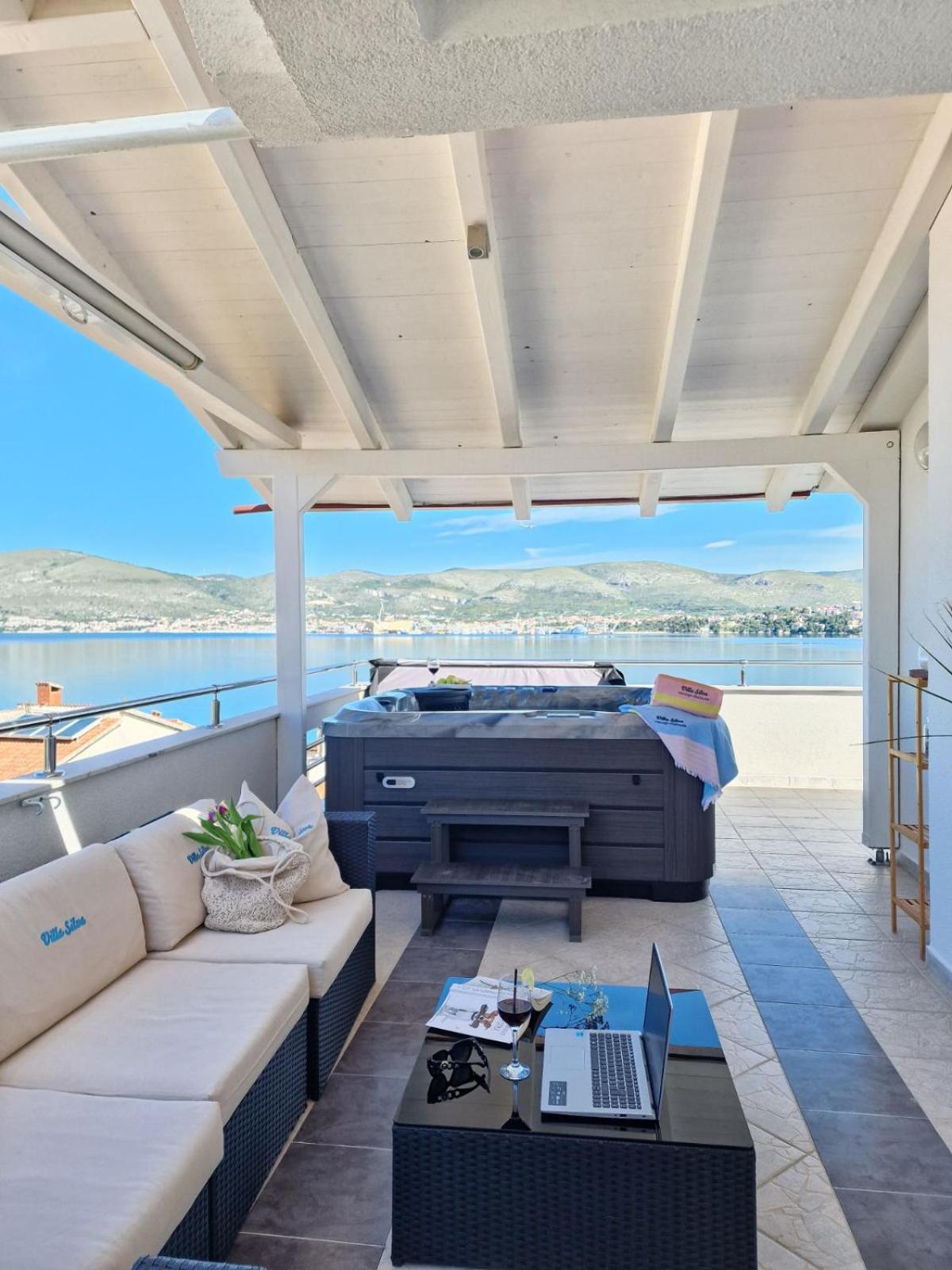 Luxury Apartments Silva With Sea View Okrug Gornji Bagian luar foto