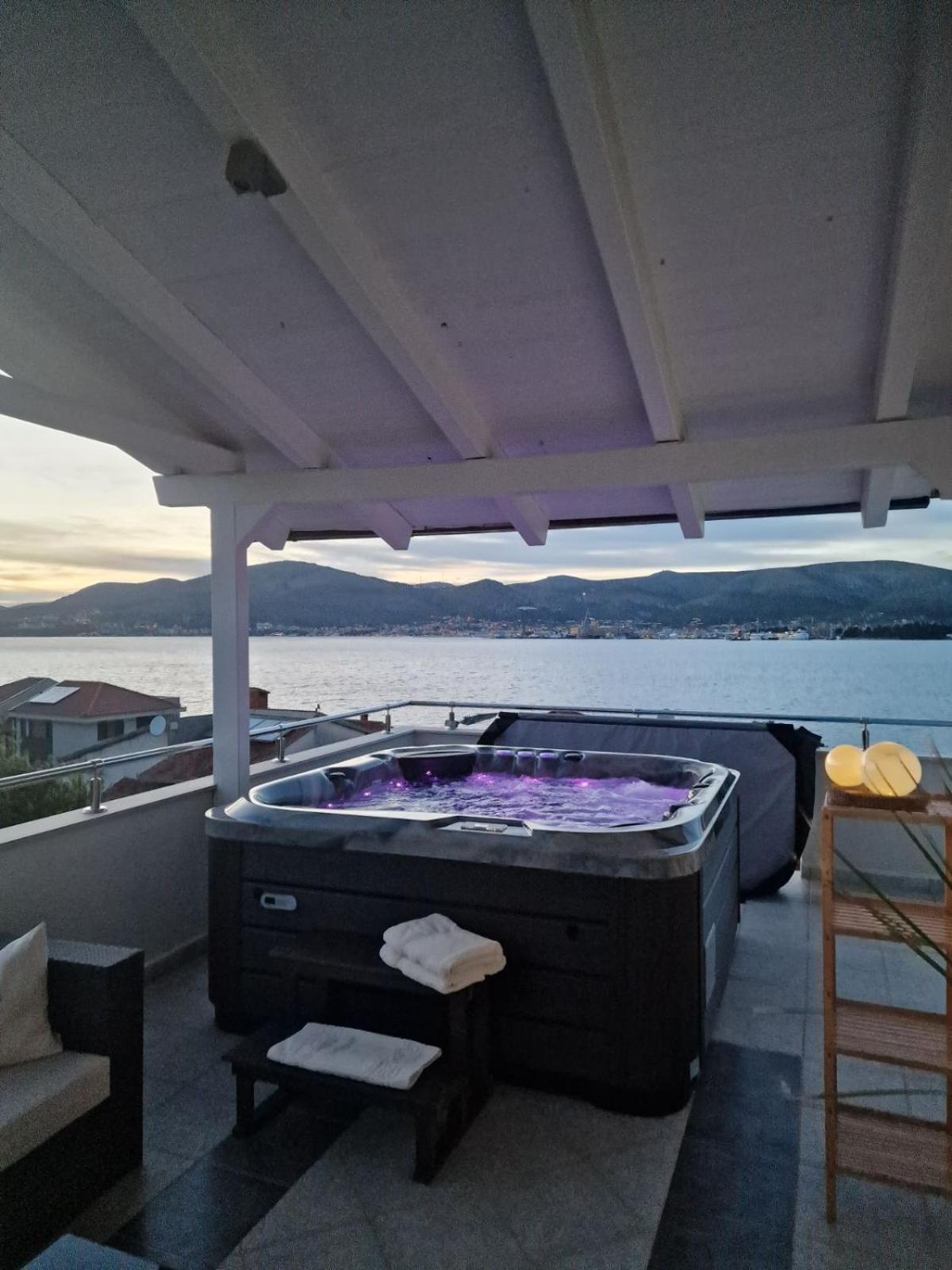 Luxury Apartments Silva With Sea View Okrug Gornji Bagian luar foto