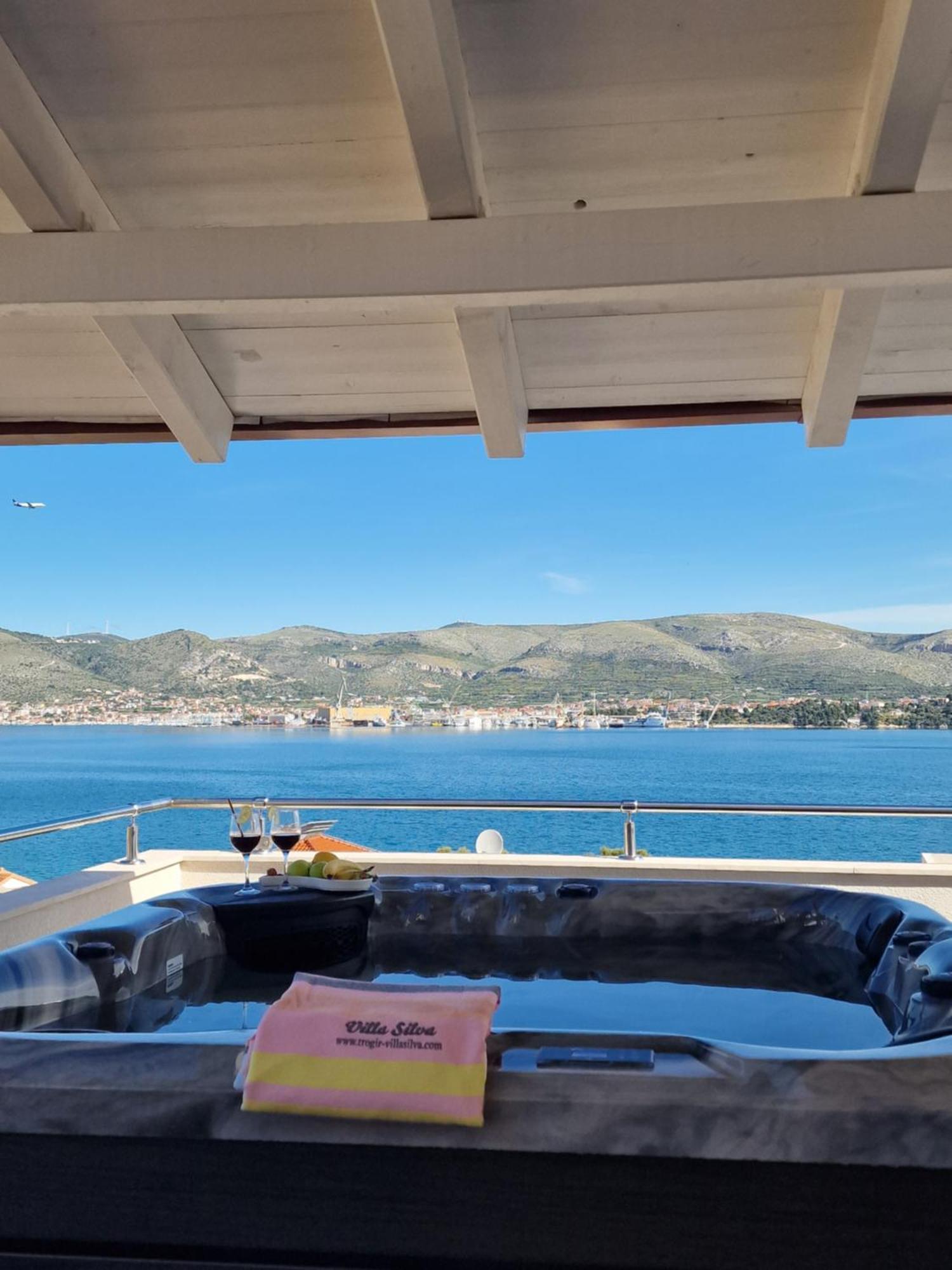 Luxury Apartments Silva With Sea View Okrug Gornji Bagian luar foto